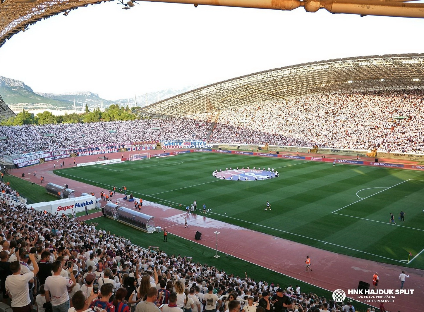 Hajduk odgurnuo Dinamo na minus sedam